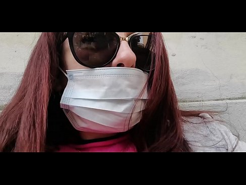❤️ Nicoletta krijt wraak op har buorman en plas yn syn garaazje (Special Covid19 Italian Quarantine) Russyske porno op fy.libporno.ru ❌❤